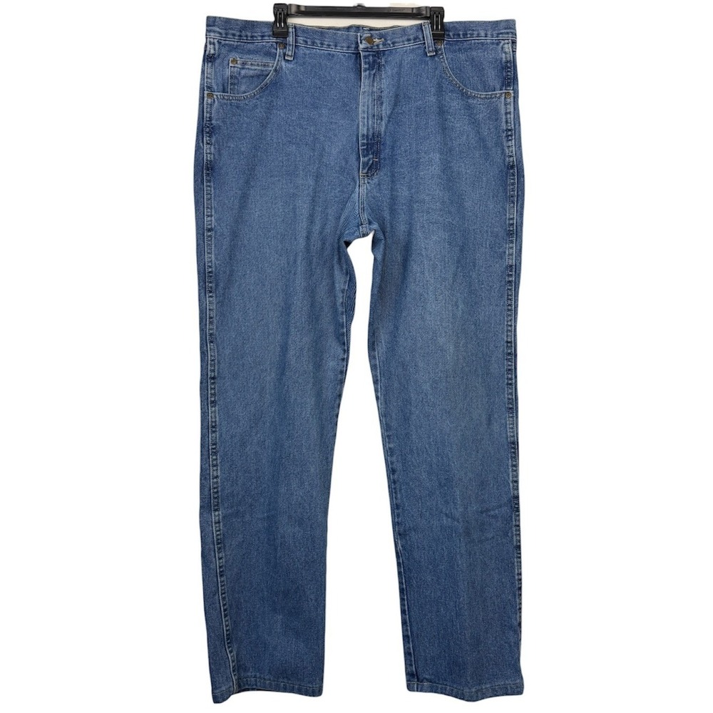 Wrangler Rugged Wear Denim Jeans Mens 42x34 Cotton Straight Leg Medium Wash Blue